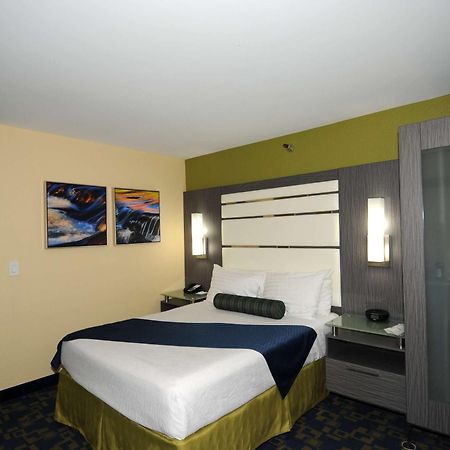 Best Western Antelope Inn & Suites Red Bluff Luaran gambar