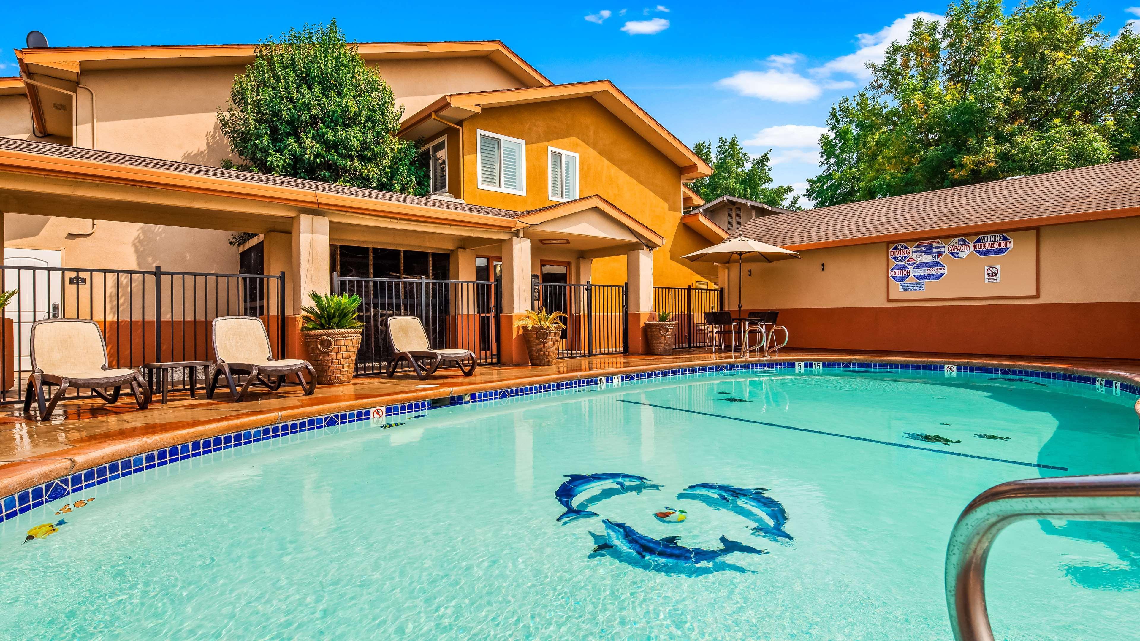 Best Western Antelope Inn & Suites Red Bluff Luaran gambar